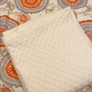 Fieldcrest Queen Quilted Bed Blanket
